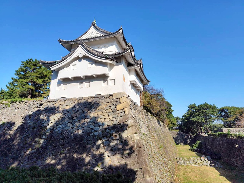 石垣の上に建つ隅櫓